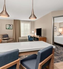 Candlewood Suites Sumner – Puyallup Area by IHG, Your Extended Stay Retreat