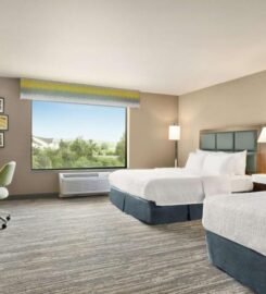 Hampton Inn & Suites Tacoma/Puyallup, Tranquil Paradise Inn