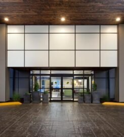 Holiday Inn Express & Suites Puyallup (Tacoma Area) by IHG, A Heavenly Hideaway