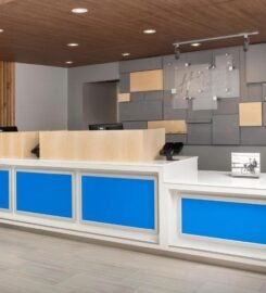 Holiday Inn Express & Suites Puyallup (Tacoma Area) by IHG, A Heavenly Hideaway
