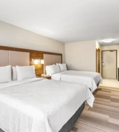 Holiday Inn Express & Suites Tacoma Downtown, an IHG Hotel, A Blissful Hideaway