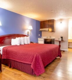 Motel Puyallup, Royal Charm Retreat