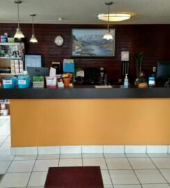 Motel Puyallup, Royal Charm Retreat