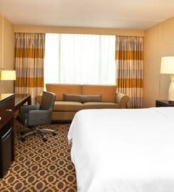 Courtland Grand Hotel