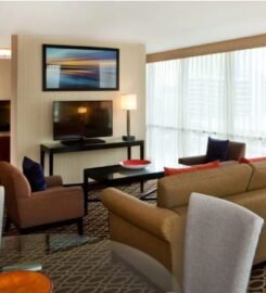 Courtland Grand Hotel