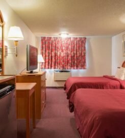 GuestHouse Fife, Affordable Comfort Near Tacoma