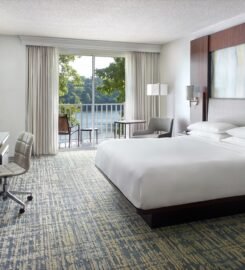 Atlanta Evergreen Lakeside Resort 