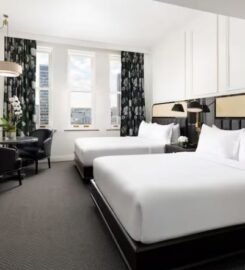 The Candler Hotel Atlanta, Curio Collection by Hilton