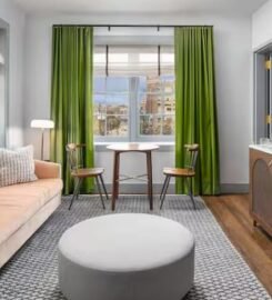 Wylie Hotel Atlanta, Tapestry Collection by Hilton