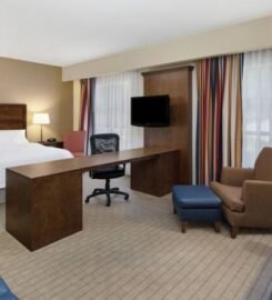 Hampton Inn Columbus South Fort Moore