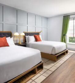 Wylie Hotel Atlanta, Tapestry Collection by Hilton