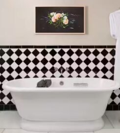 The Candler Hotel Atlanta, Curio Collection by Hilton