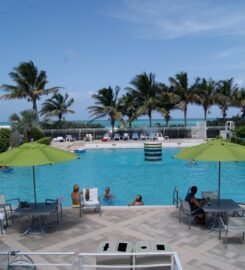 Sherry Frontenac Oceanfront Hotel