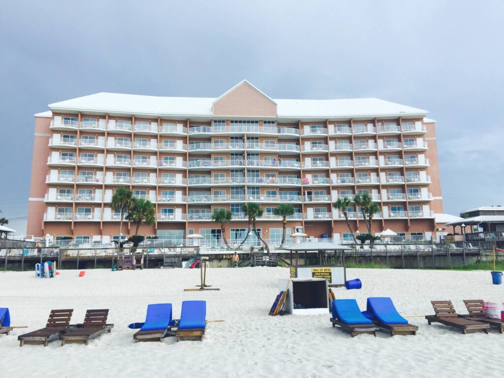 Palmetto Beachfront Hotel