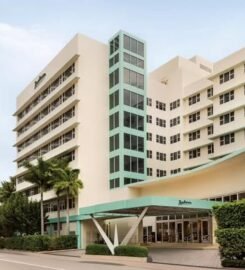 Radisson Resort Miami Beach
